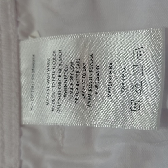 EUC Kut from the Kloth Jeans Women's sz 0 Cameron Straight Leg White Crop Jean - Picture 10 of 16